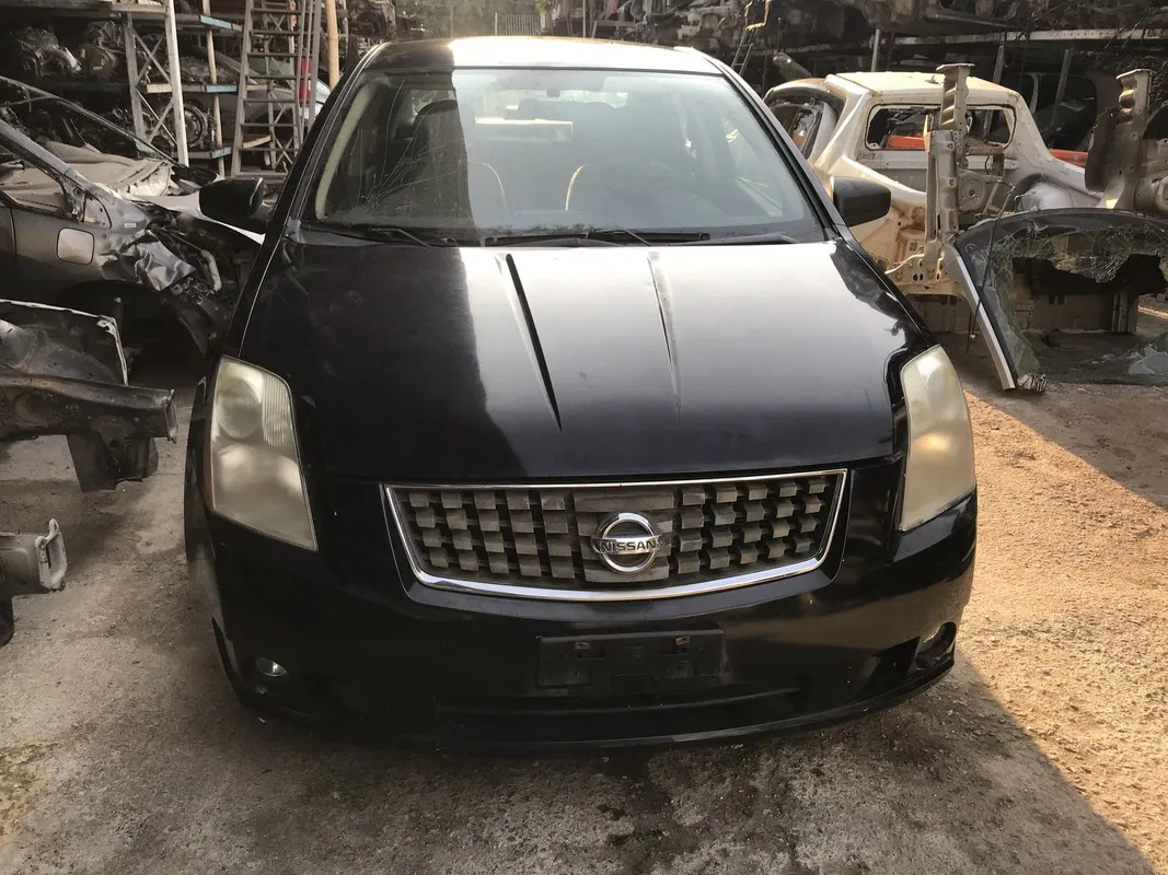 Nissan Sentra S 2.0 16v 2008 para retirada de peças