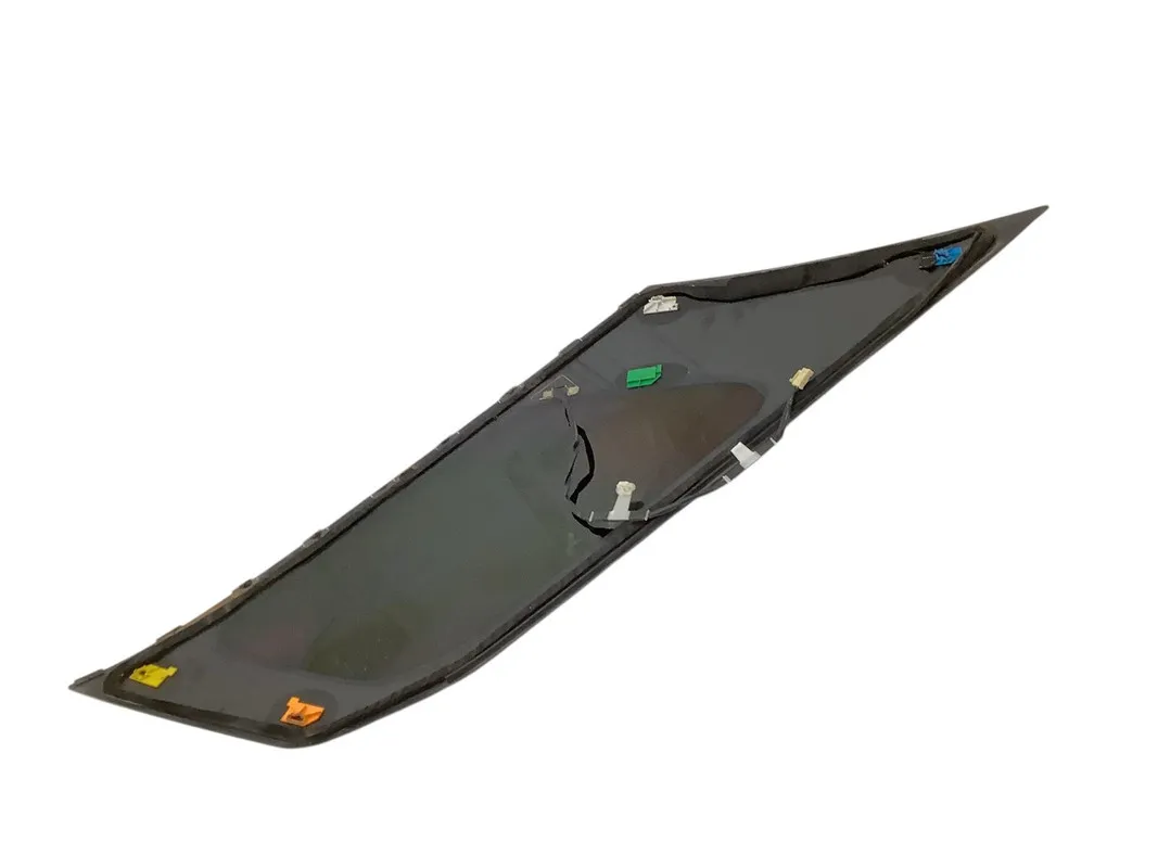 Vidro Fixo Lateral Traseiro Direito Toyota SW4